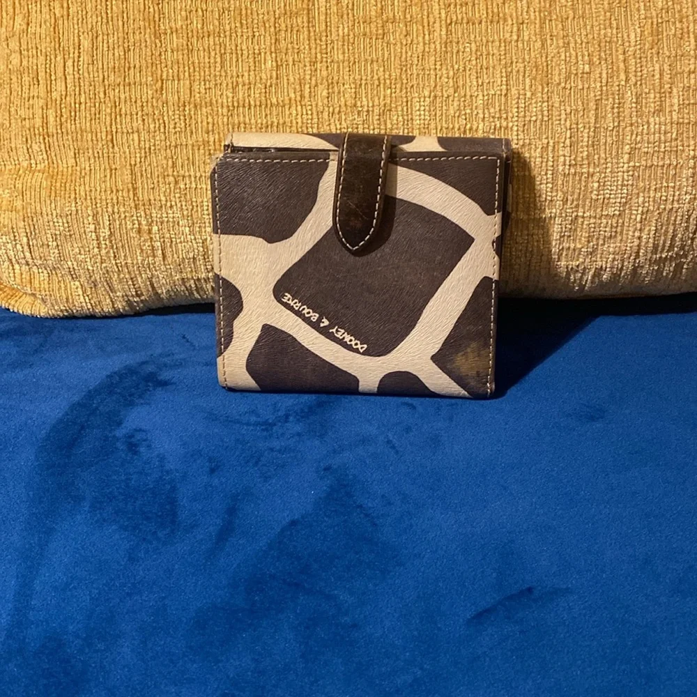 Dooney and Bourke Rare and Retired Vintage Giraffe Print Handbag and Wallet - Picture 10 of 16